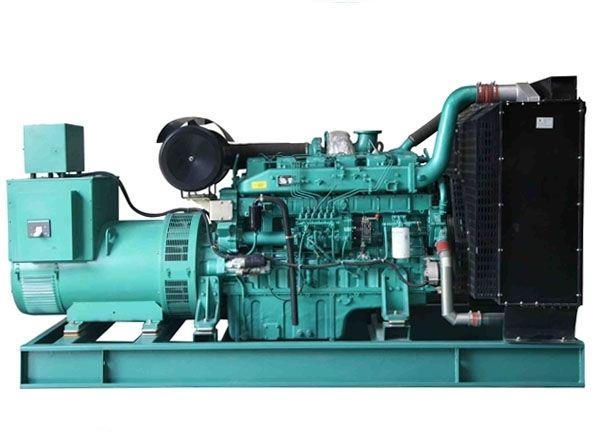 集安发电机租赁-柴油发电机与汽油发电机的区别