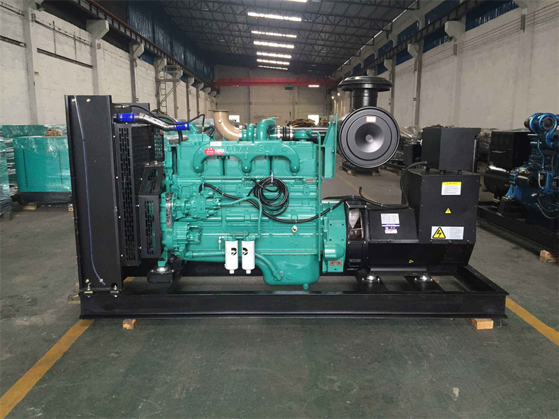 集安发电机出租租赁如何保证柴油发电机组的正常运行？