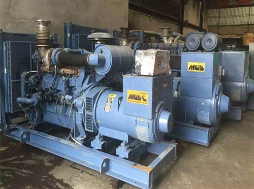 集安发电机组带负载降电压是什么原因照成的？